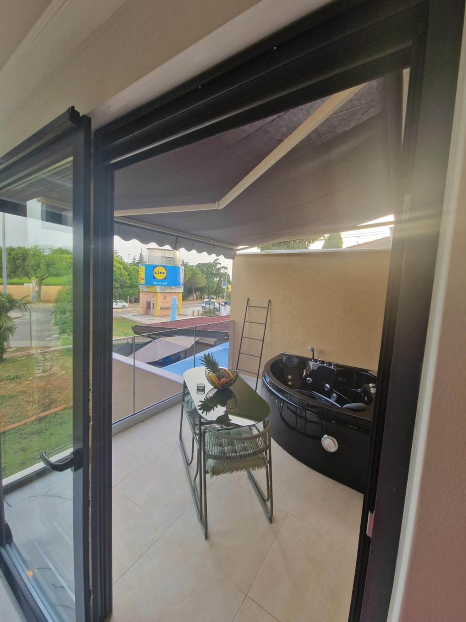 Oli 1 Apartma *