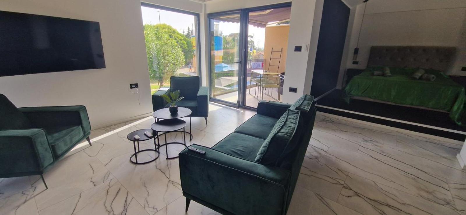 Apartma Oli 1